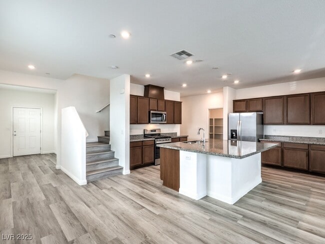 Building Photo - 6077 Castle Gardens Ave Rental