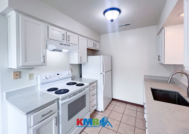 Photo - 945 Boston Way Unit A1