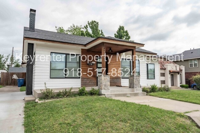 Building Photo - Midtown Tulsa | 4 Bed | 2 Bath | 2,010 SQFT