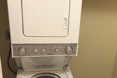 Washer dryer - 540 27th Ave Unit 4