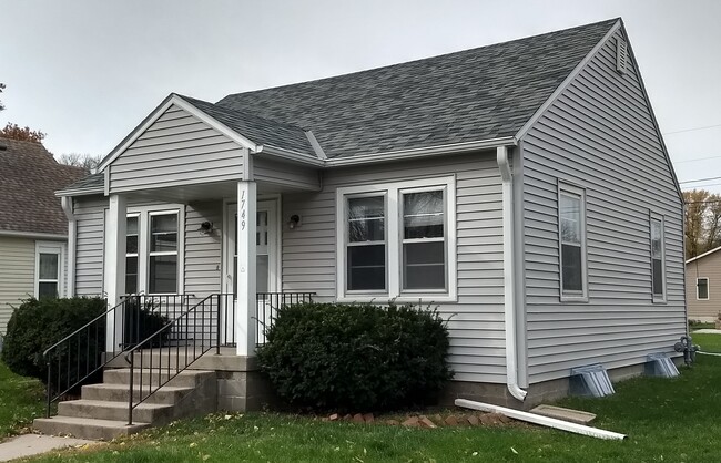 Photo - 1749 N D St