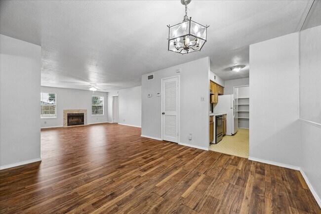 Photo - 9700 Leawood Blvd Unit 702