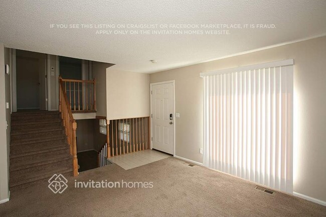 Photo - 9900 Detroit St