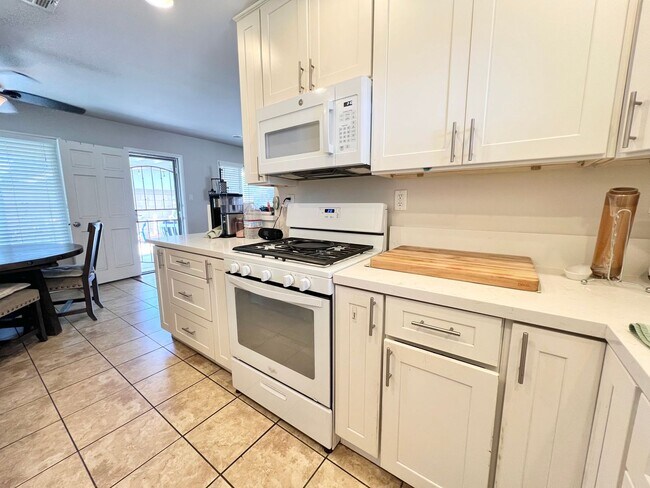 Photo - Quiet Long Beach 3BD/2BA Home w/ Pool, Laundry Hookups, & Garage