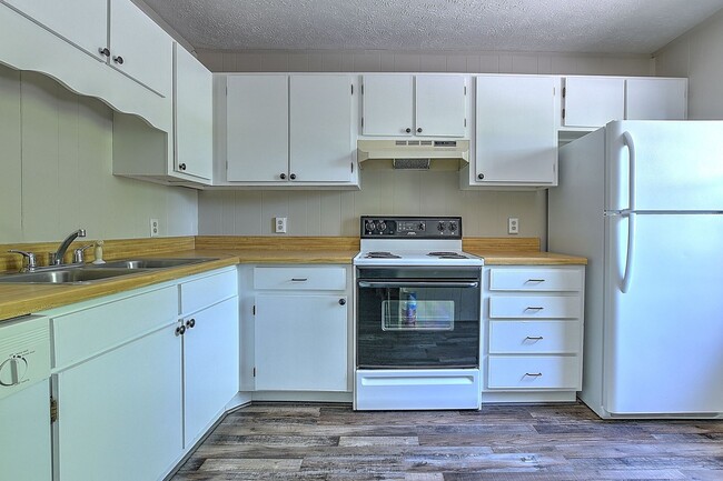 Photo - 405 Cypress St Unit 405 Cypress St #12