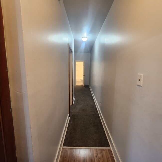 Photo - 468 Beaumont St Unit 2