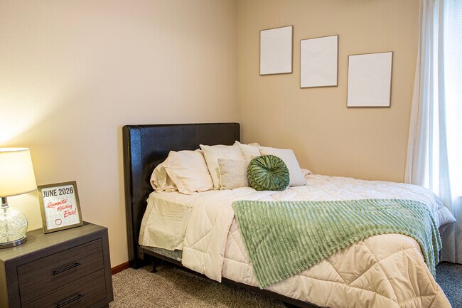 Prairie Pointe Student Living