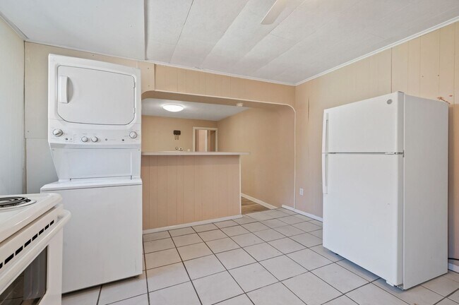 Photo - 72 S 14th St Unit Second Floor