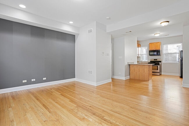 Photo - 2013 W Jarvis Ave Unit 3