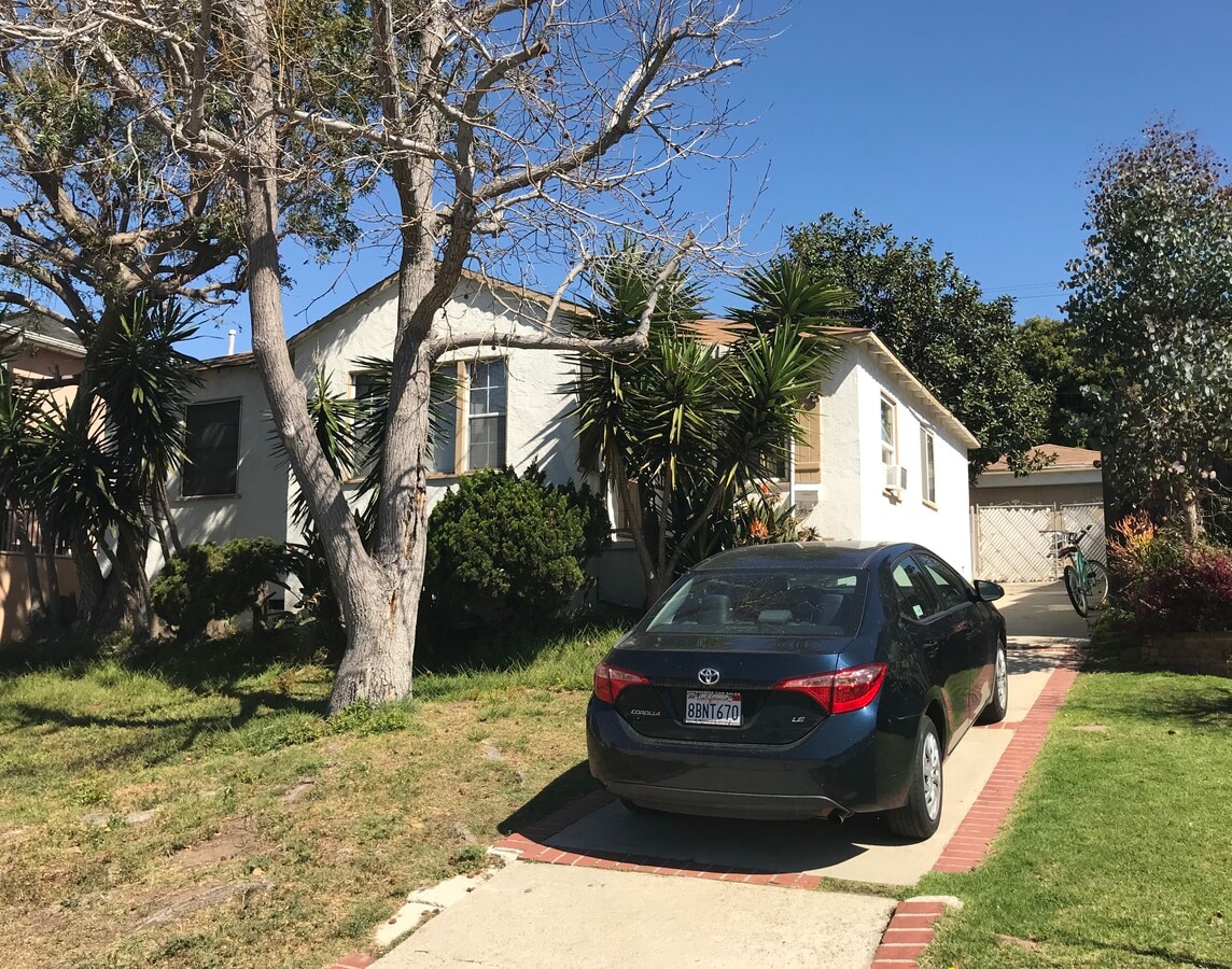 Photo - 8100 Chase Ave