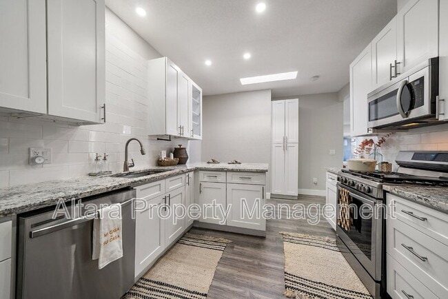 Photo - 2339 S Acoma St