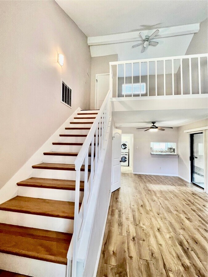 Photo - 3100 Walnut Bend Ln Condo Unit 218