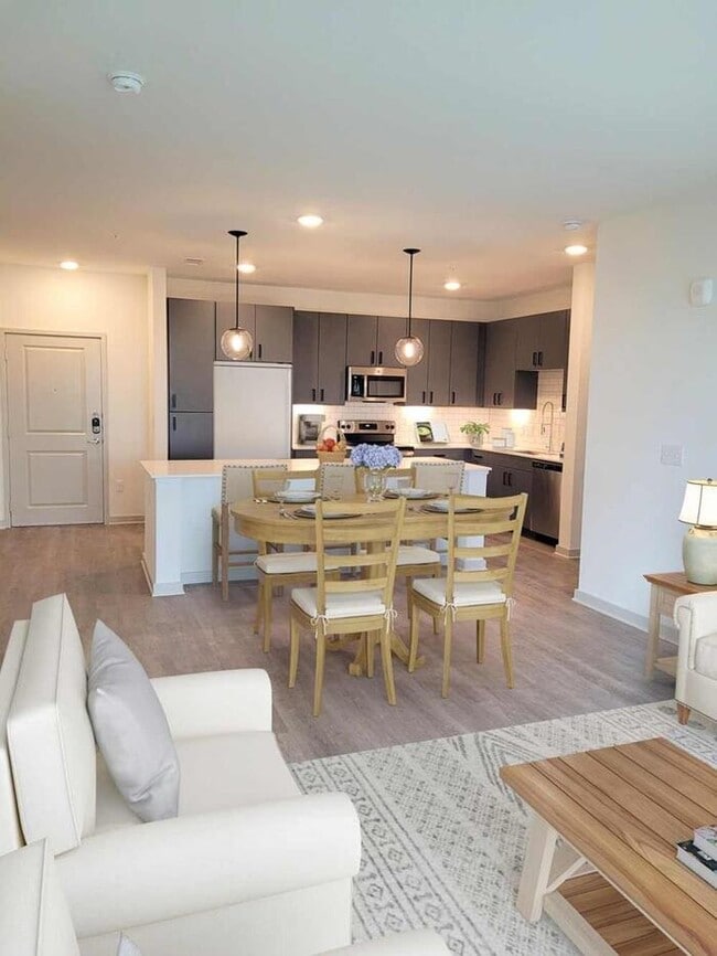 Photo - 2670 S A.W. Grimes Blvd Unit b11