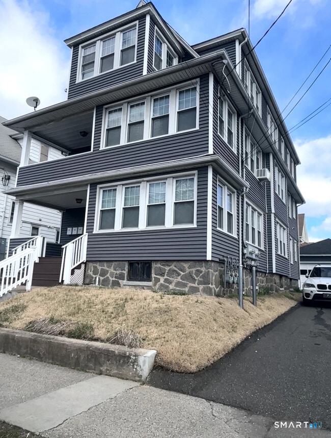 Photo - 624 Bishop Ave Unit 3