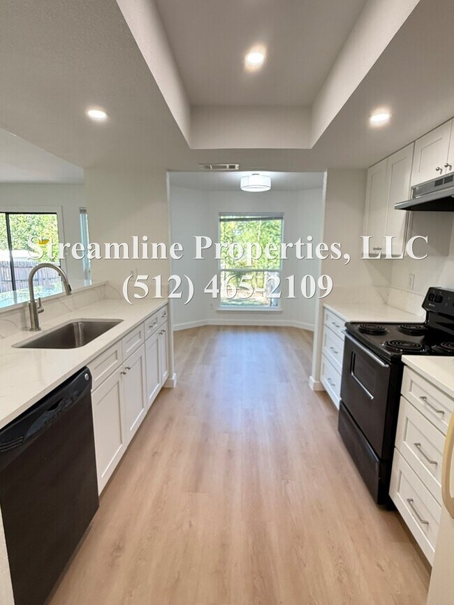 Photo - Stylish 3-Bed Duplex with Creekside Views ...