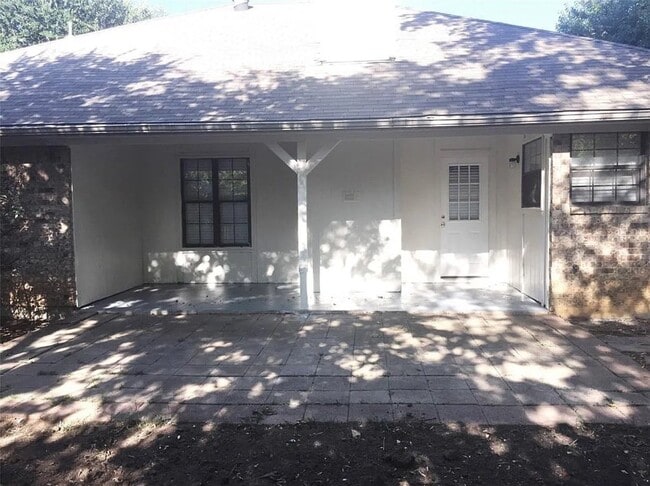 Photo - 3221Brooke St