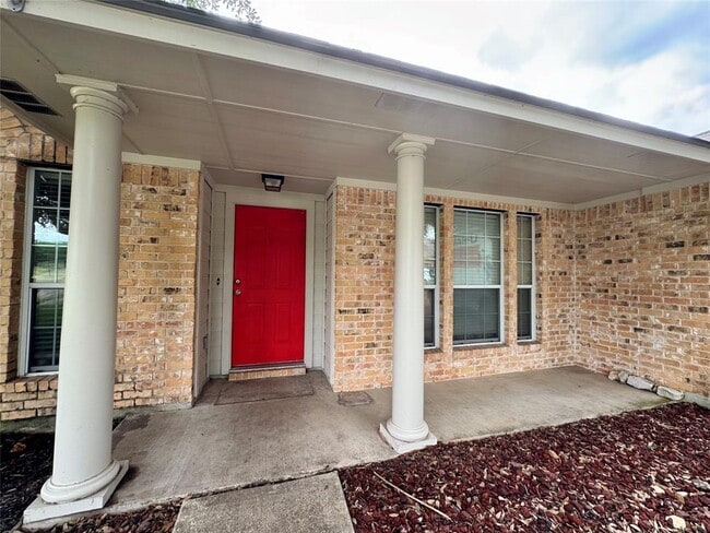 Photo - 1315 Lou Gehrig Ln