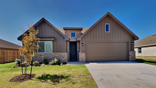 Photo - A Very Stunning and Spacious 4 Bedroom 2 Bath Home in Putnam City Schools