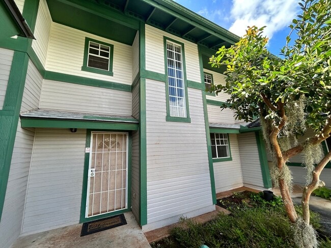 Photo - Kuulako - Mililani Mauka 2-BR, 2-BA, 2-Parking
