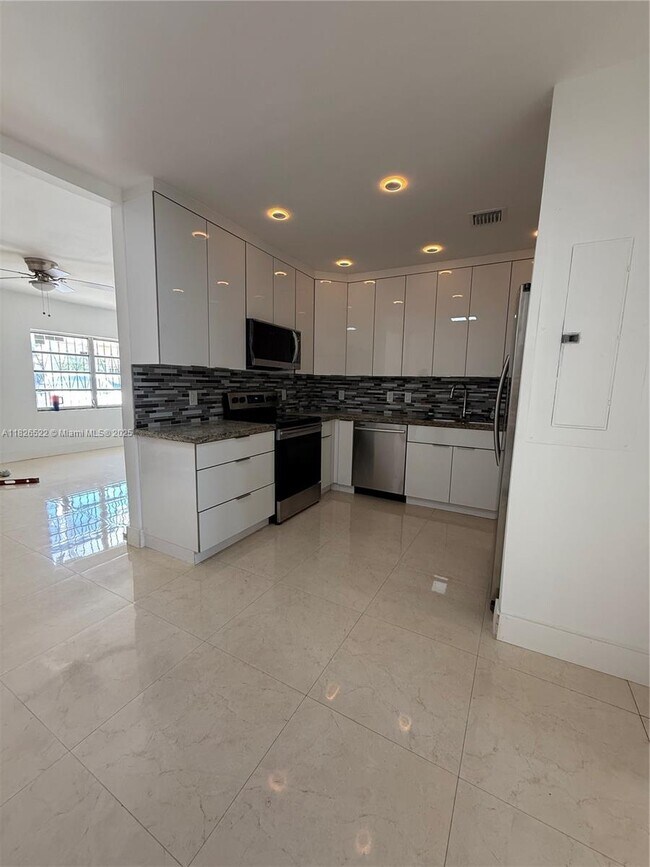 Photo - 7140 SW 4th St Casa