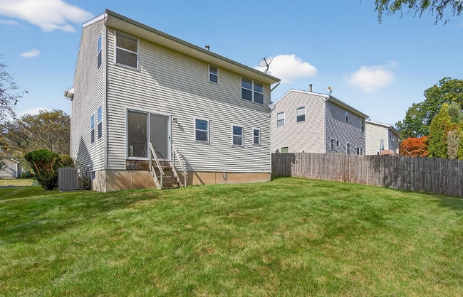 Photo - 29A Mapleridge Ave