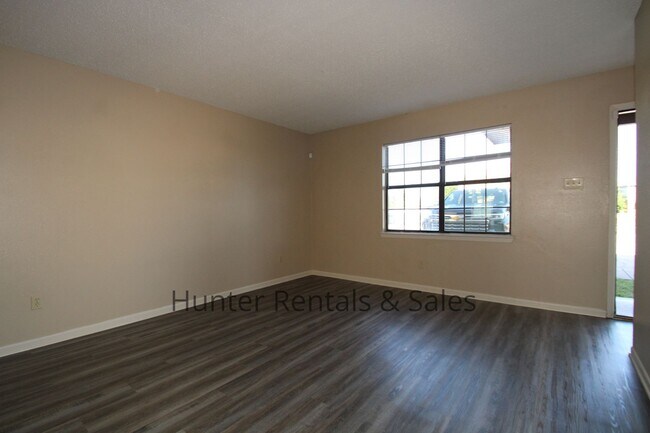 Photo - Two-Story Living!