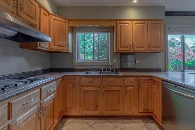 Photo - 5646 Glade View Dr