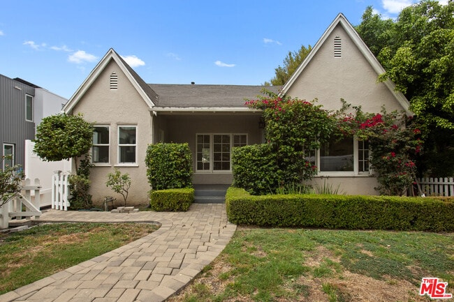 Photo - 2127 Benecia Ave