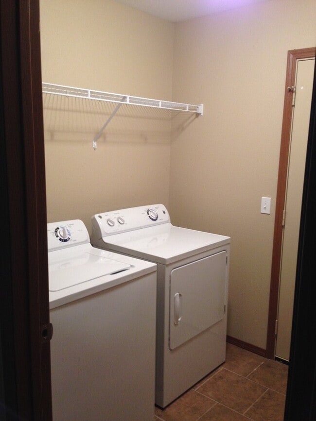 Photo - 1202 SW Quartz Ave