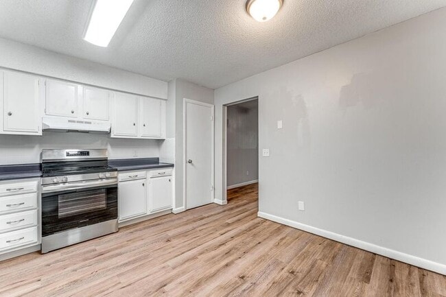 Photo - 742 N 6th St