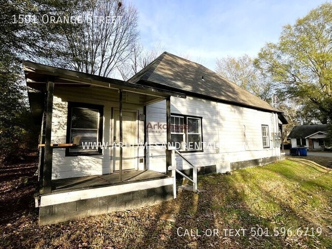 Building Photo - 1501 Orange Street-