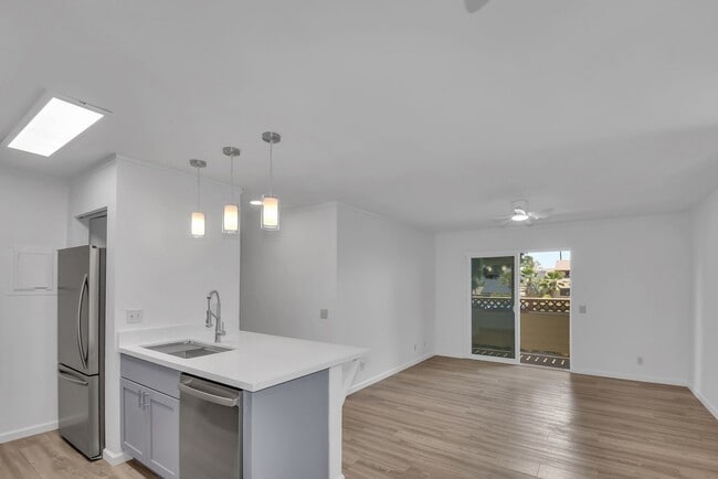 Photo - **PRICE REDUCTION** Fairway Terrace 2 bed ...