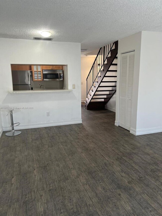 Photo - 50 Antilla Ave Unit 4