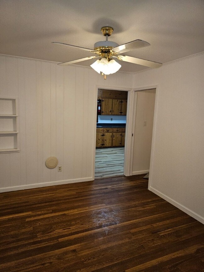 Photo - 389 Collins Rd Unit Home