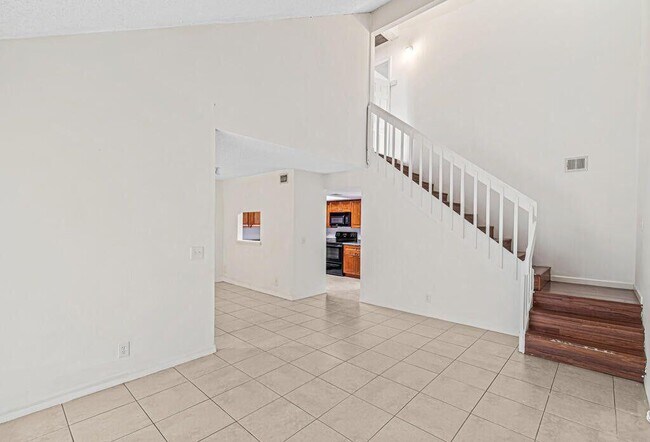 Photo - 9227 Green Meadows Way