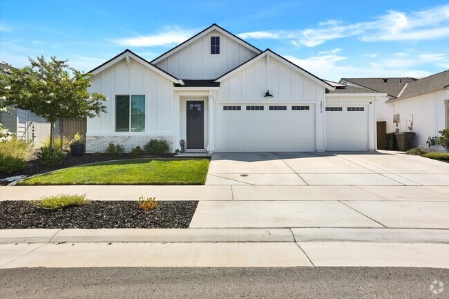 Building Photo - 3073 Bramblewood Way Rental