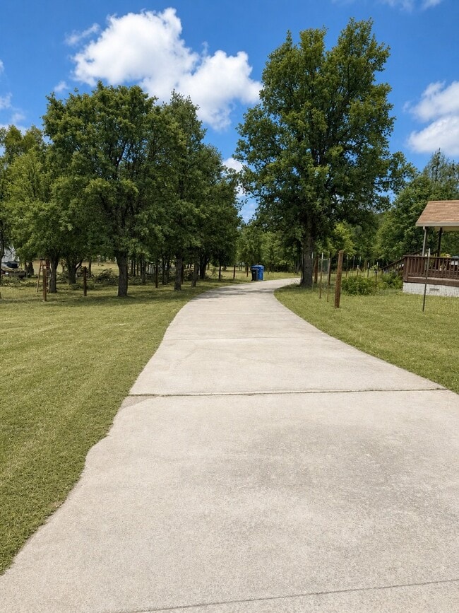 Photo - 2984 Indian Hill Rd