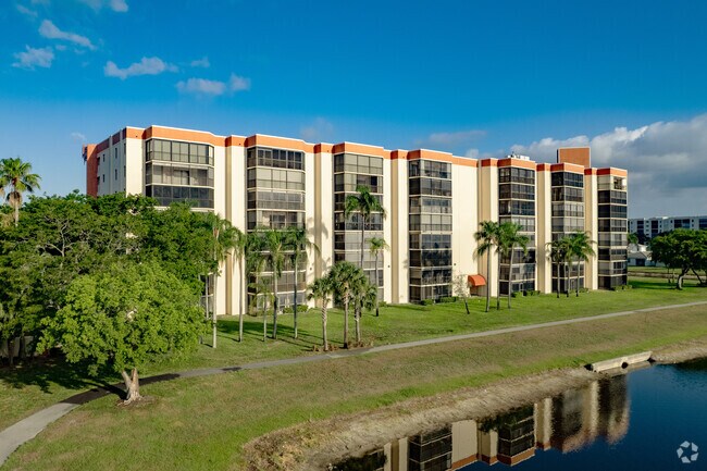 Huntington Towers - Huntington Towers Apartments