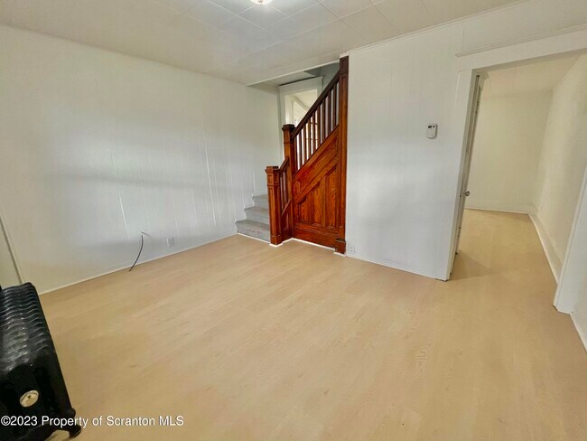 Photo - 1421 Olive St