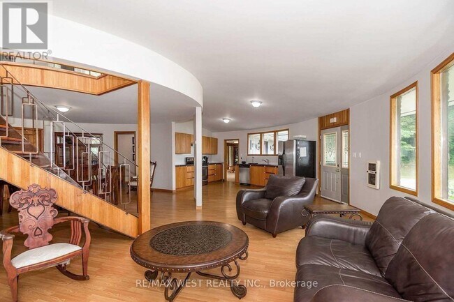 Photo - 1065 Concession 8 Rd