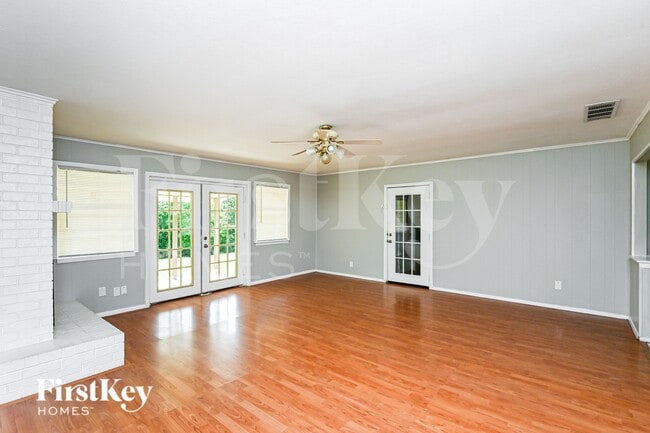 Photo - 2908 Portales Dr