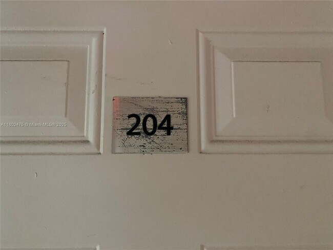 Photo - 1021 NW 3rd St Unit 204