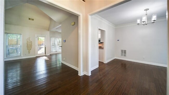 Photo - 680 Evening Pine Ln