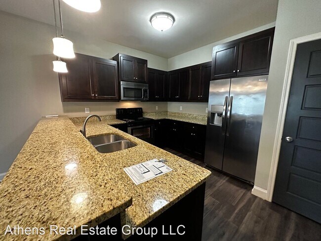 Photo - 4 br, 4.5 bath House - 149 Strickland Avenue