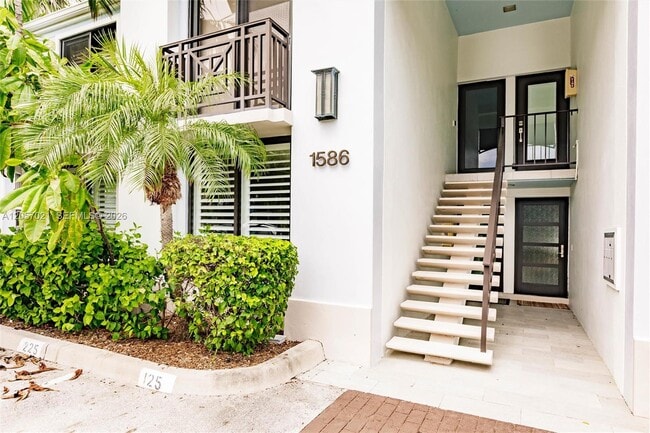 Photo - 1586 S Ocean Ln Unit 125