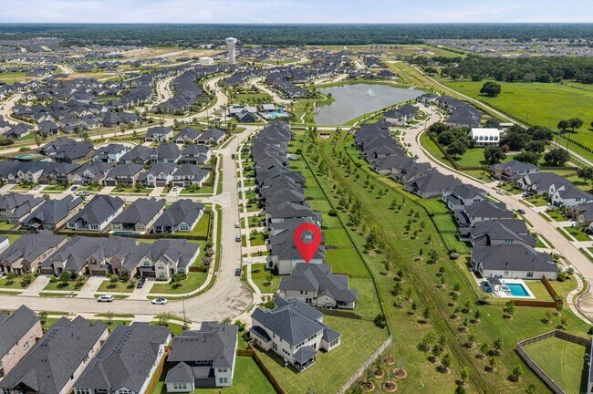 7306 Pecan Brk Ln