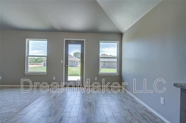 Photo - 2329 28th Ter