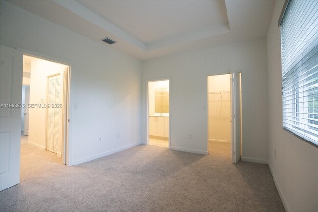 Photo - 204 SE 10th St