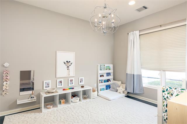 Photo - 4100 Travis St