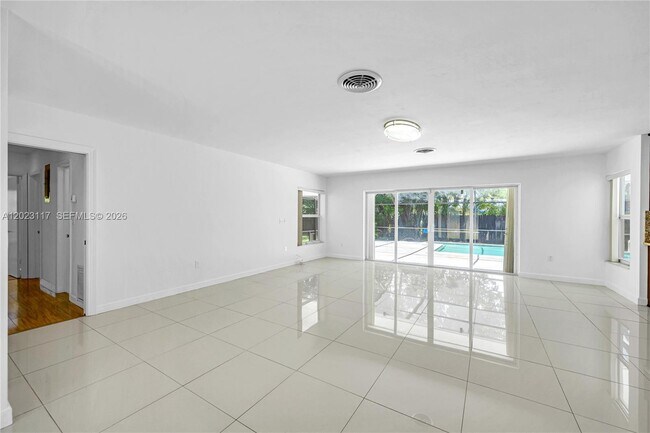Photo - 13100 SW 81st Ave
